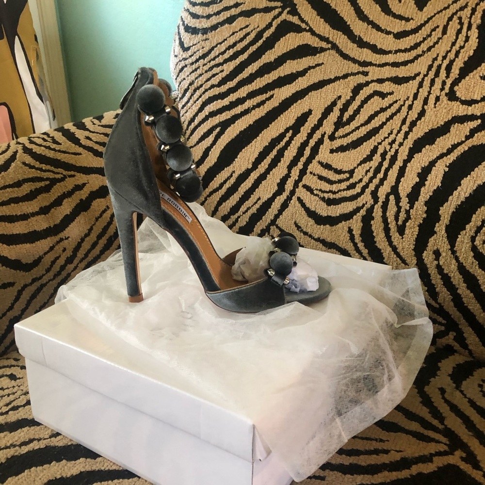 Cape Robbin suede stiletto